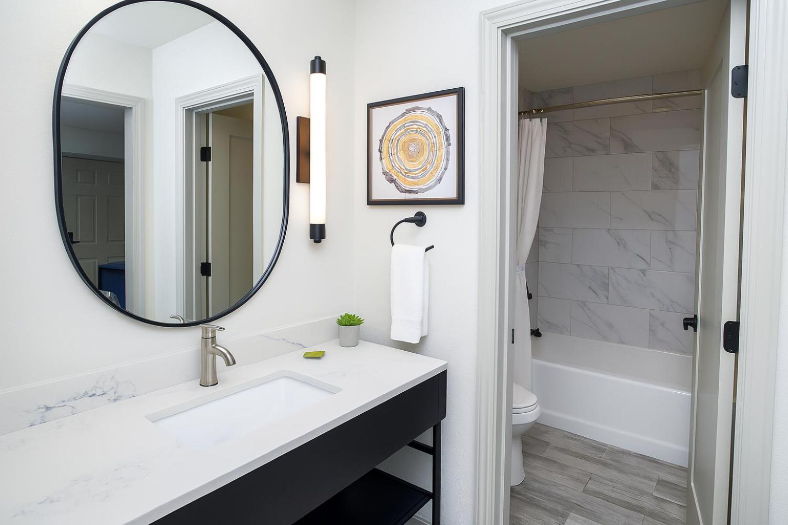 Hotel The Woodrose- Newly Renovated