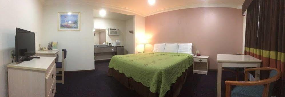 The Woodrose- Newly Renovated